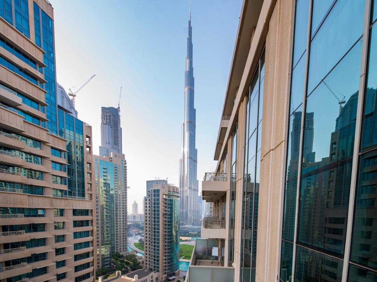 First Class 2Br With Burj Khalifa & Downtown View Dubai Exterior photo